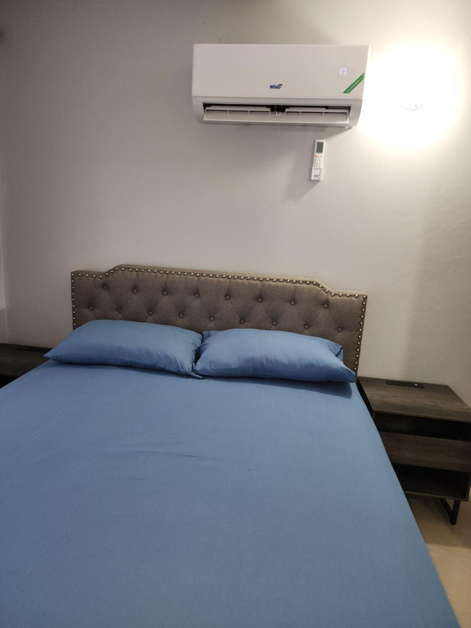 Comfy And Cozy Apartment Kingston Luaran gambar