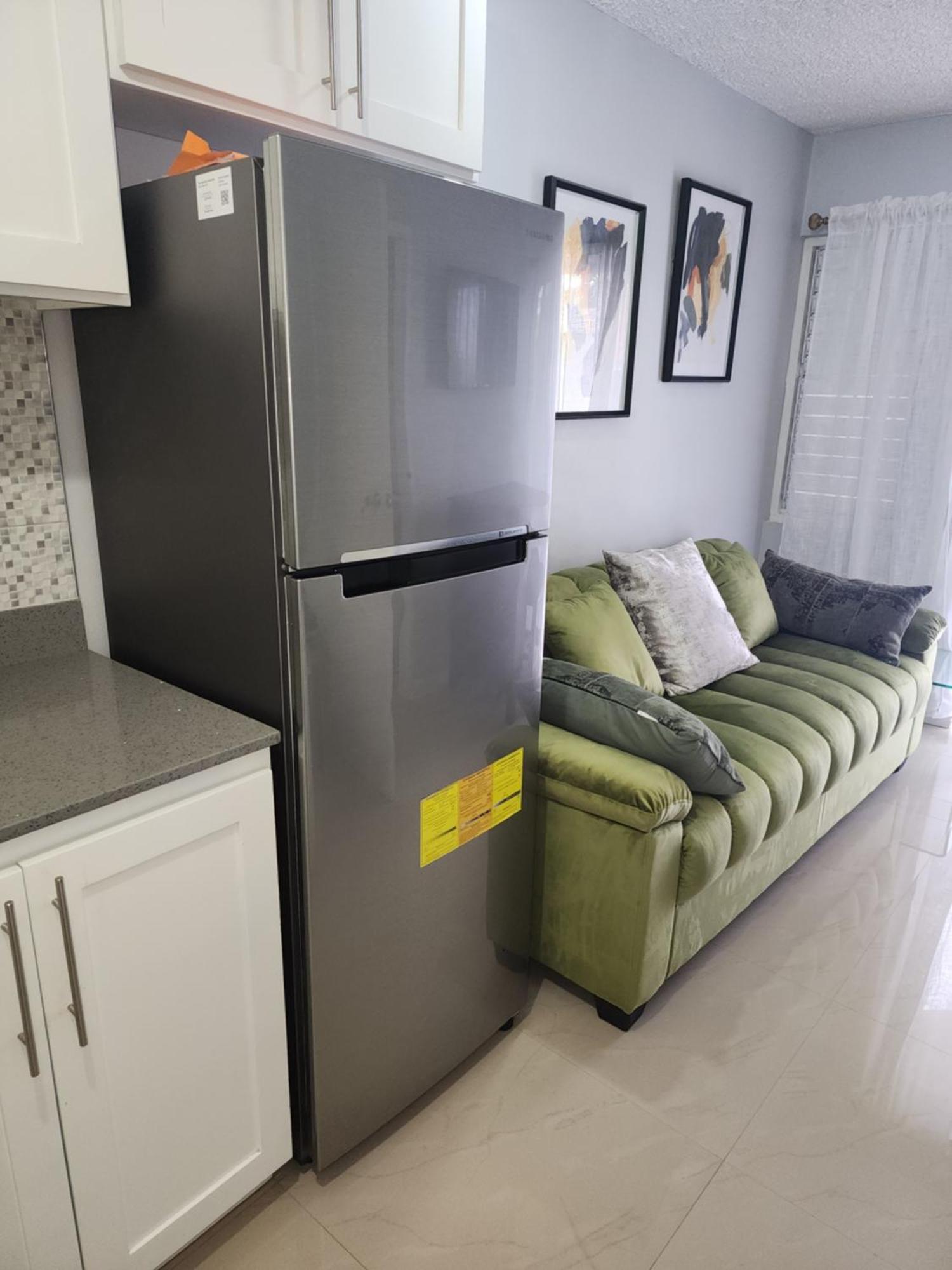 Comfy And Cozy Apartment Kingston Luaran gambar
